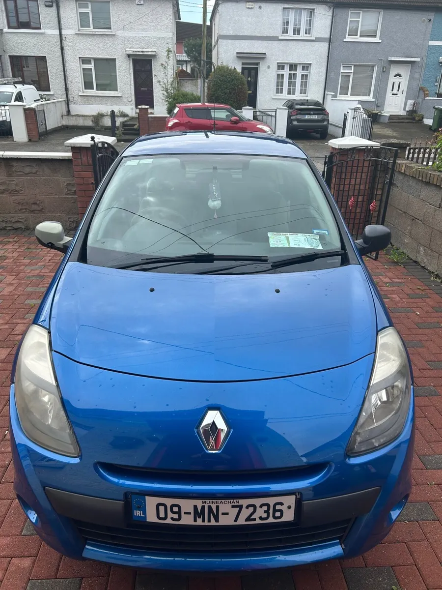 Renault Clio 2009 - Image 1