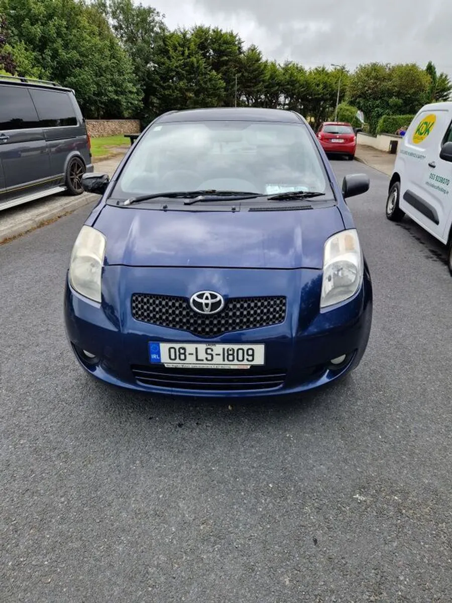 2008 Toyota Yaris - Image 1