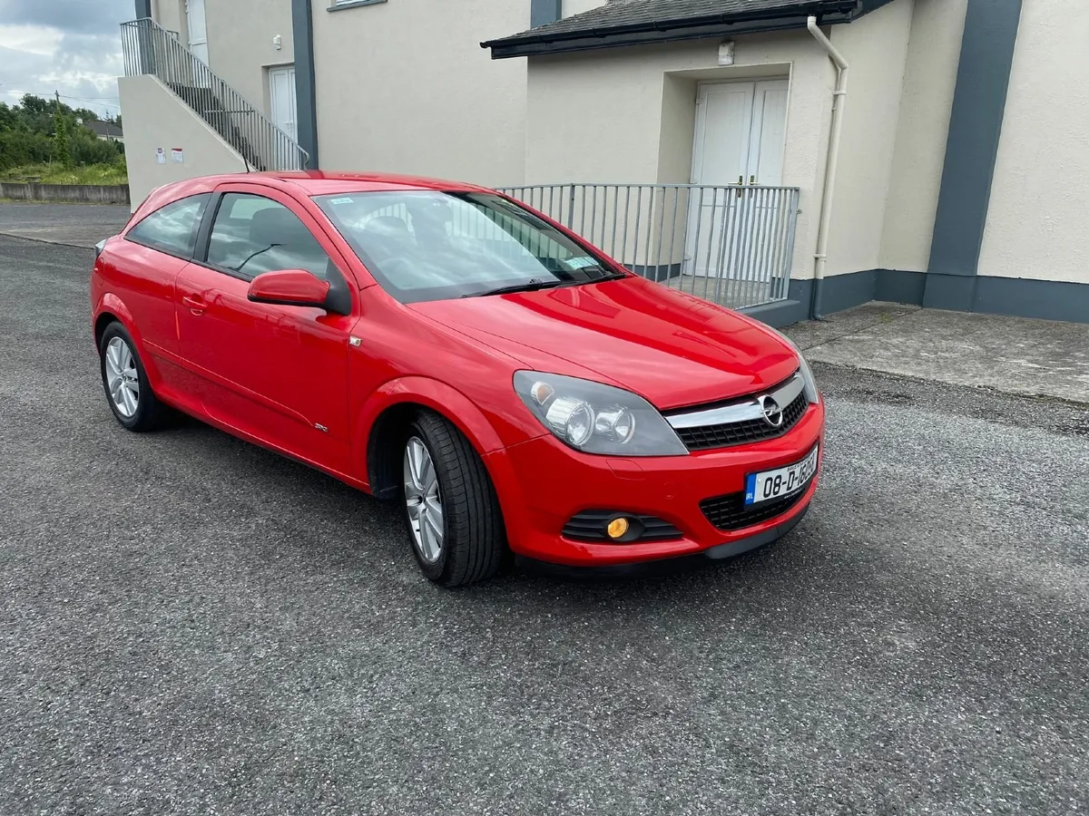Astra GTC model , only 108,000 miles , NCT May 26 - Image 1
