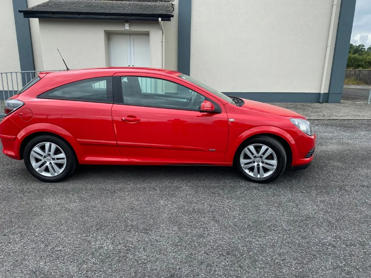 Astra GTC model , only 108,000 miles , NCT May 26 - Image 3