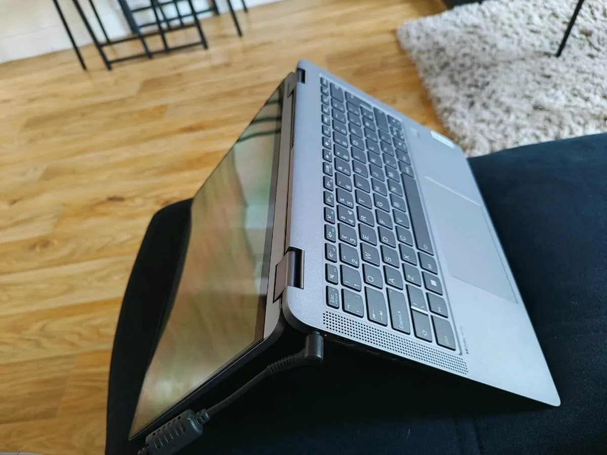 Lenovo 14" Touchscreen laptop - Image 2