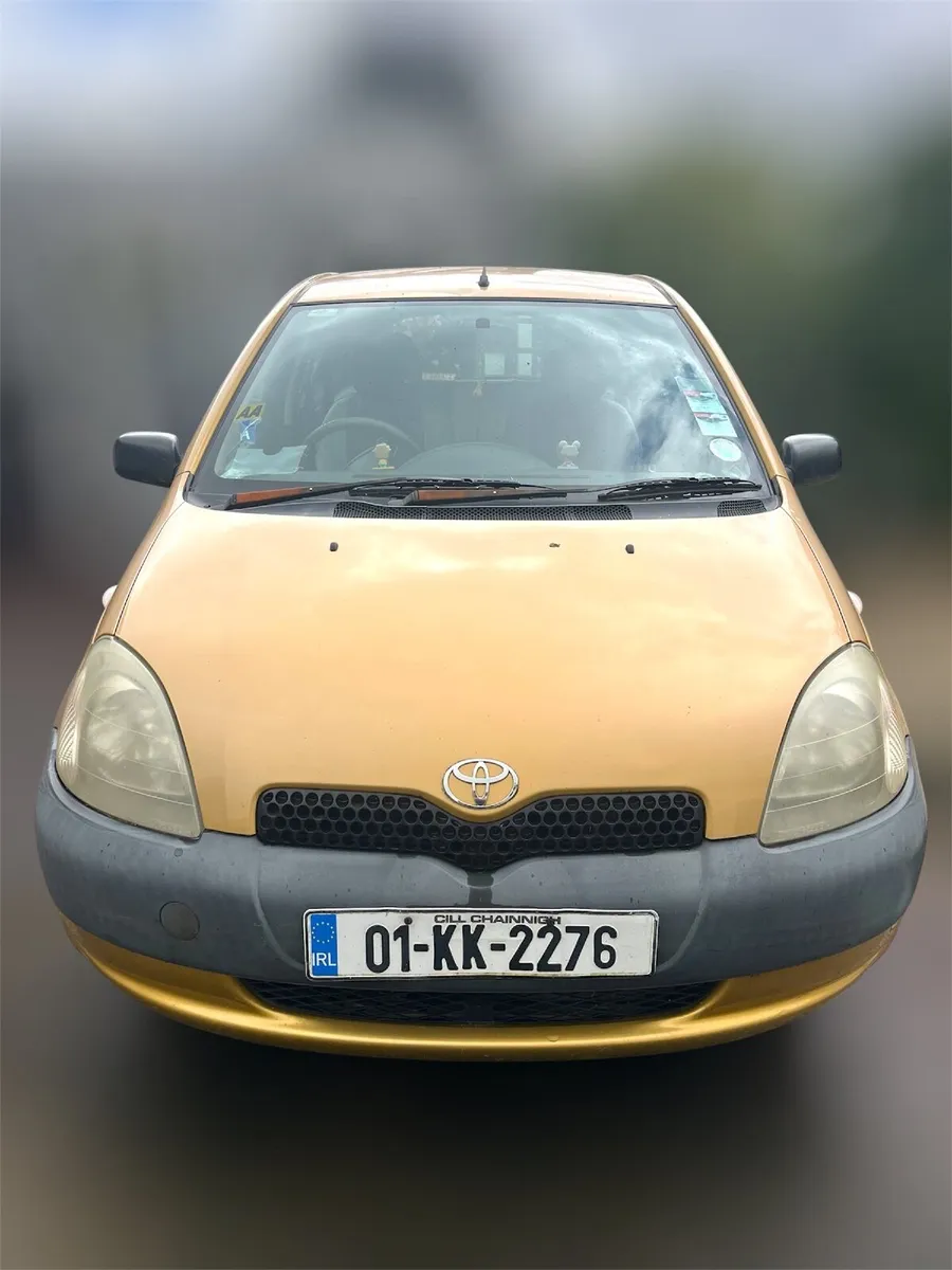 Toyota Yaris 2001 - Image 1