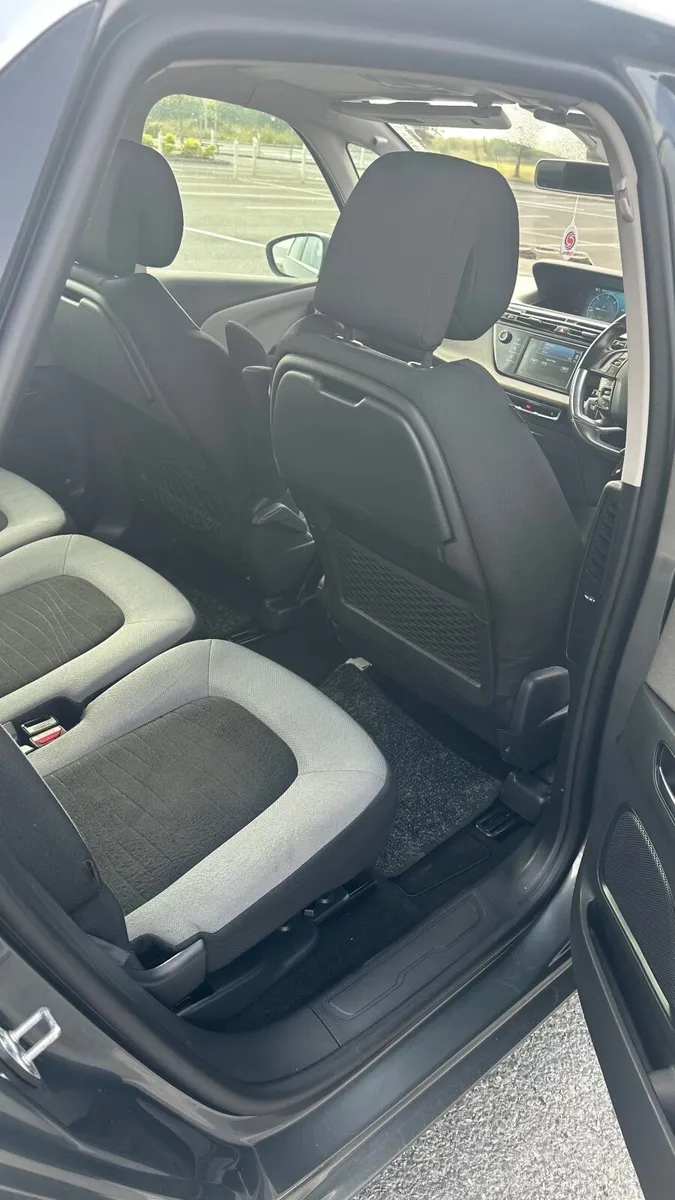Citroen C4 Picasso 1.6 hdi AUTOMATIC - Image 4
