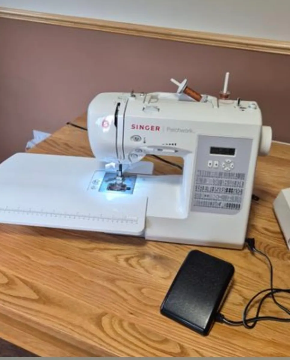 Singer 7285Q Patchwork™ Sewing and Quilting Machin