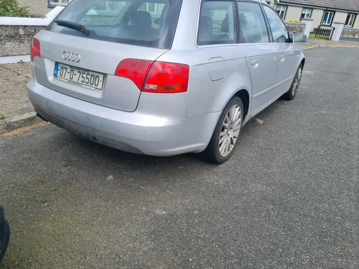 AUDI A4 Avant - Image 2