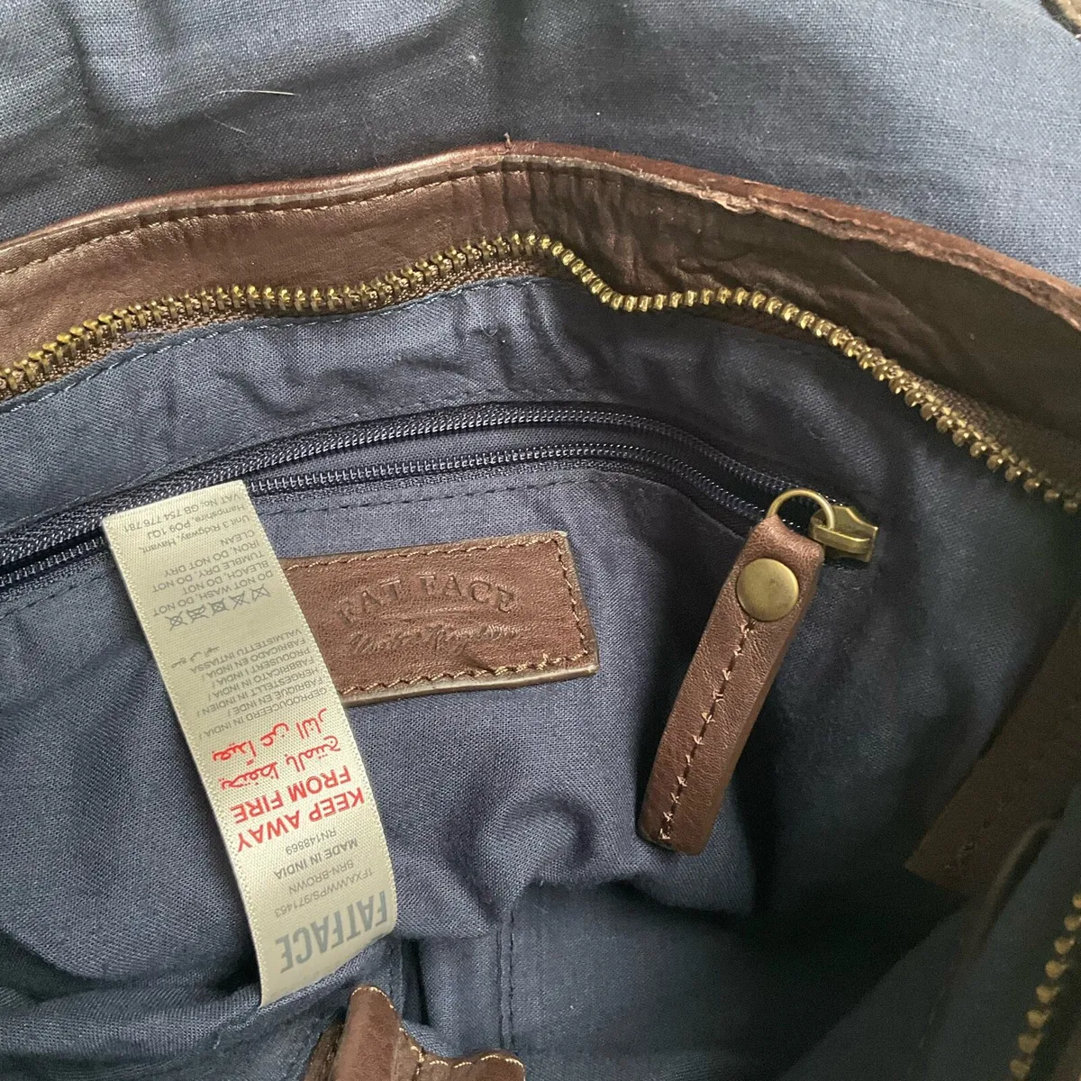 Fat Face Leather Bag - Image 4