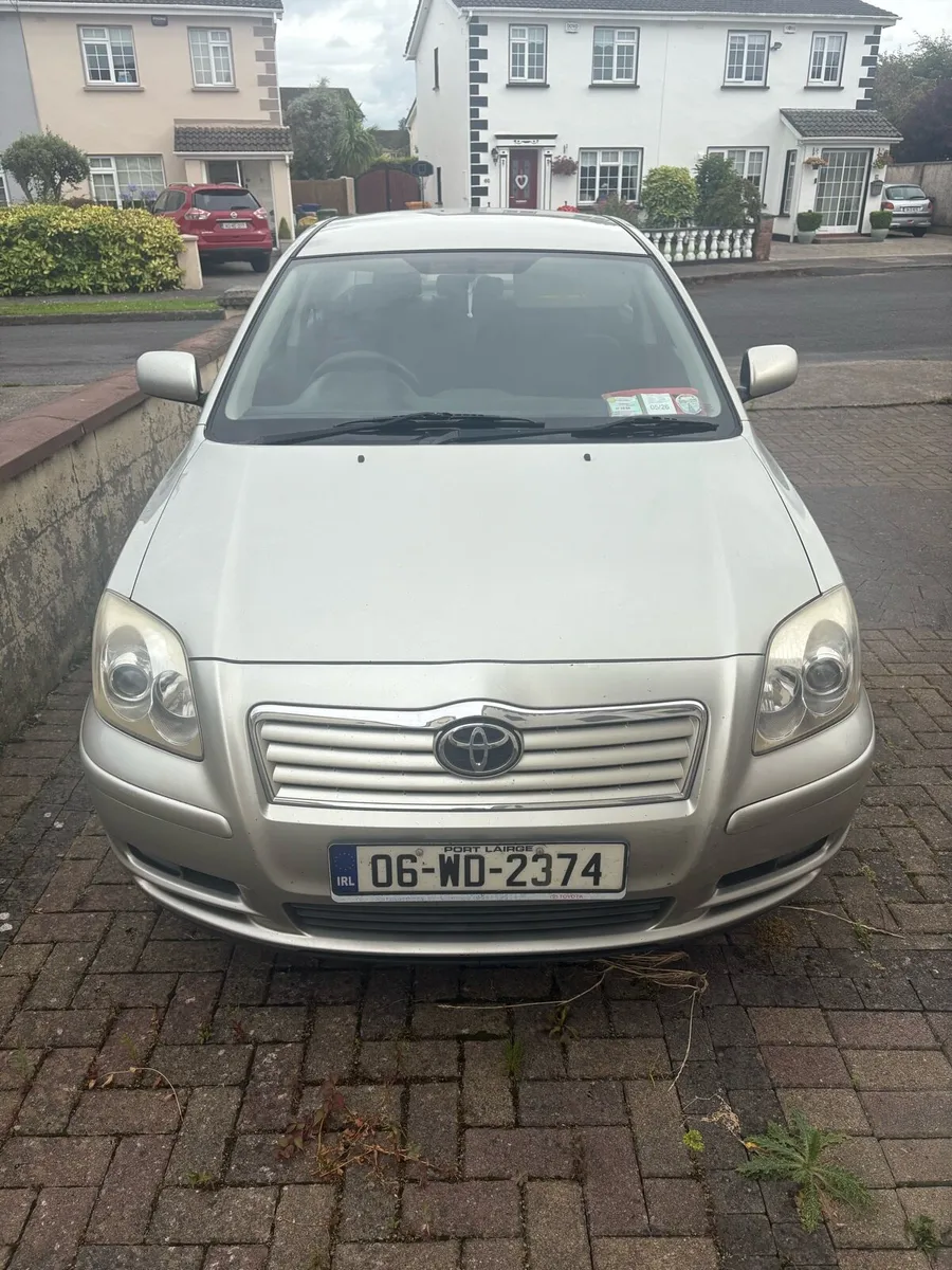 TOYOTA AVENSIS STRATA 4DR 1.6 SALOON - Image 1