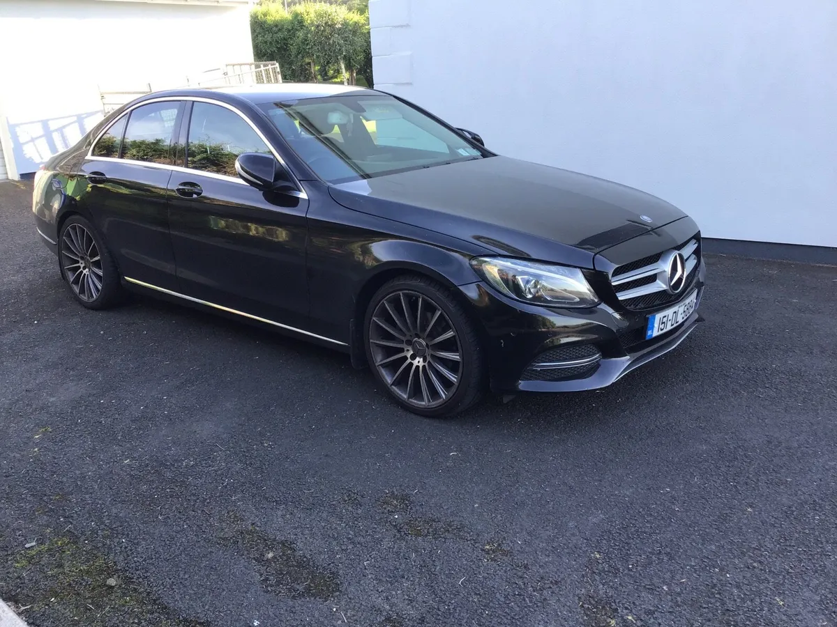 Mercedes-Benz C-Class 2015 - Image 2