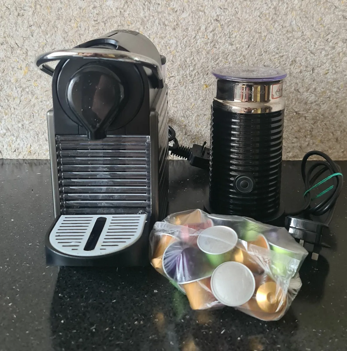 Nespresso Krups Coffee Pod Machine + Milk Frother - Image 2