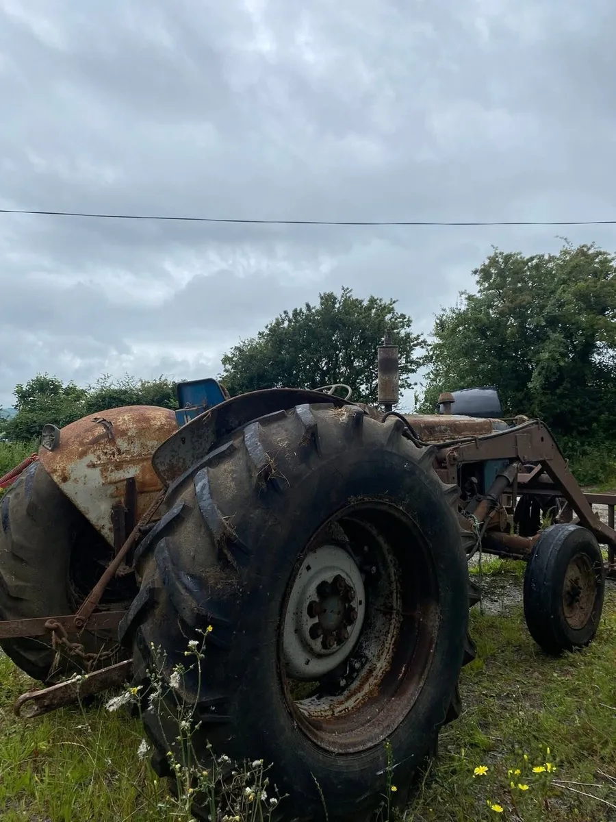 Ford 4000 - Image 2