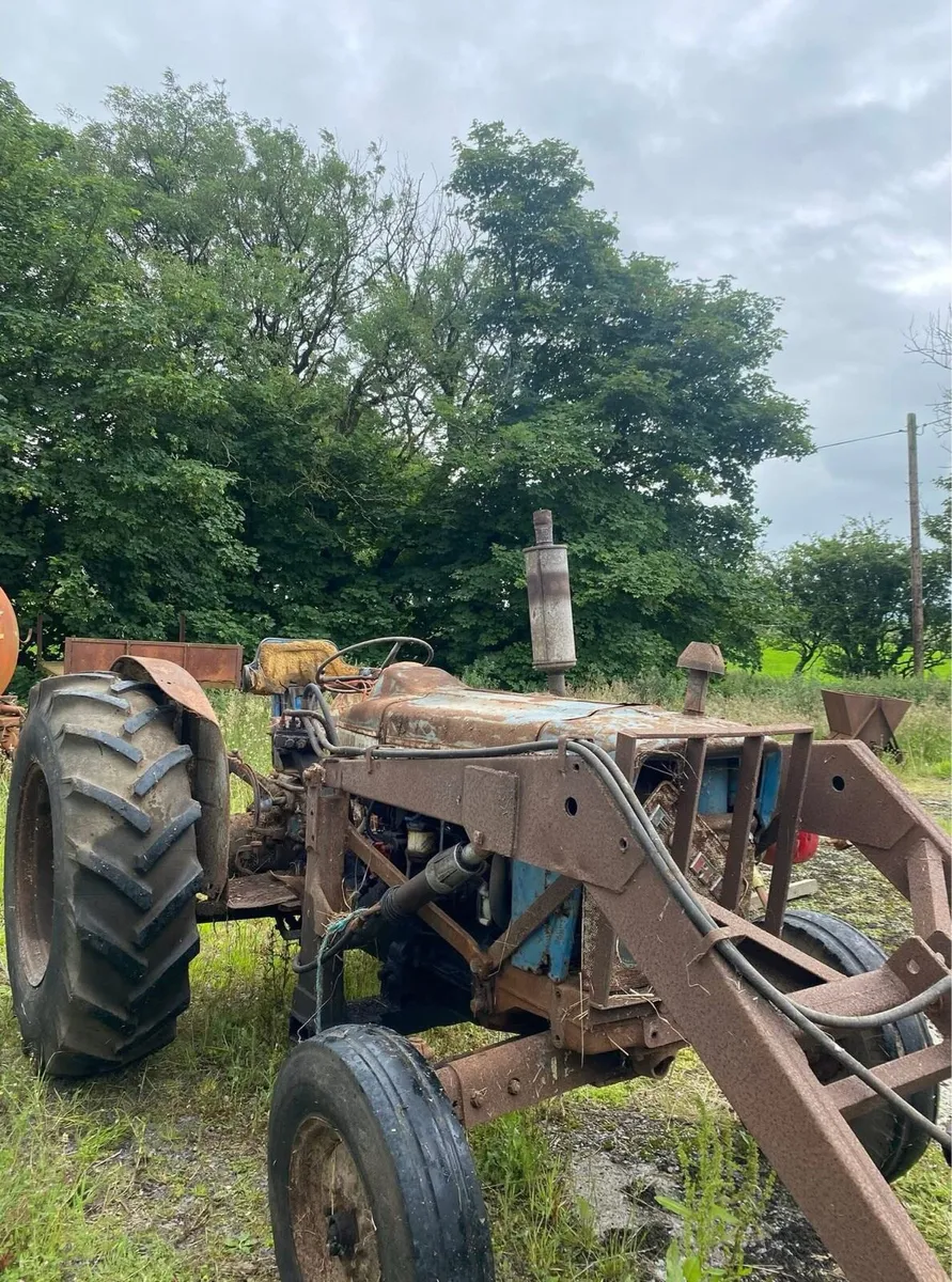 Ford 4000 - Image 3