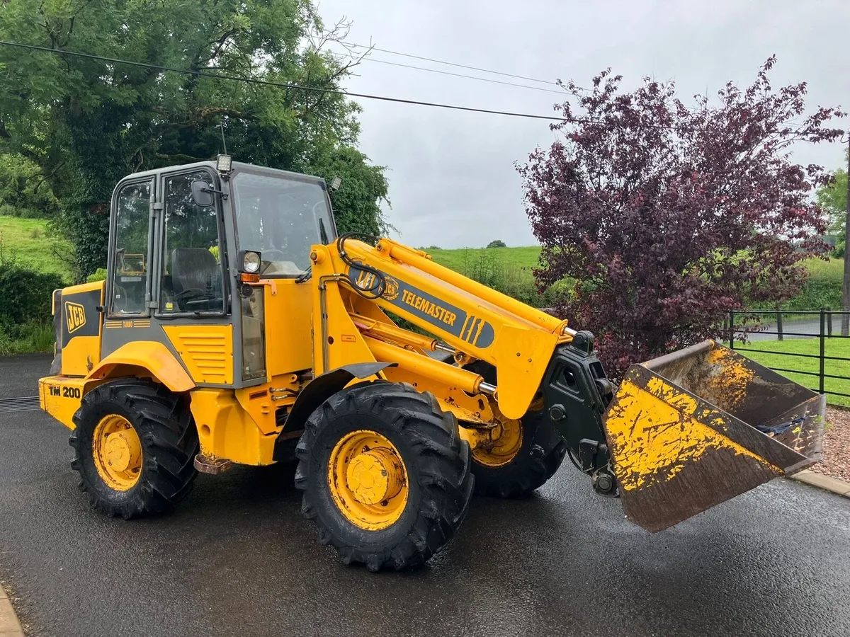 JCB LOADING SHOVEL - Image 1