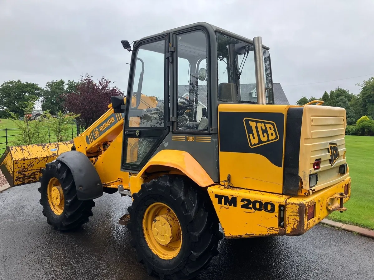 JCB LOADING SHOVEL - Image 4