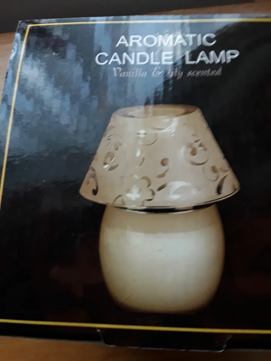 Brand new scented candle in a box - Image 2