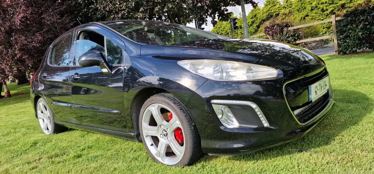 Peugeot 308 2012 - Image 2
