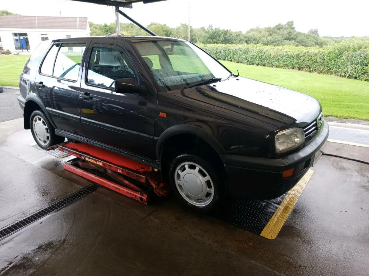 Golf GTI. + Audi coupe 16v se - Image 2