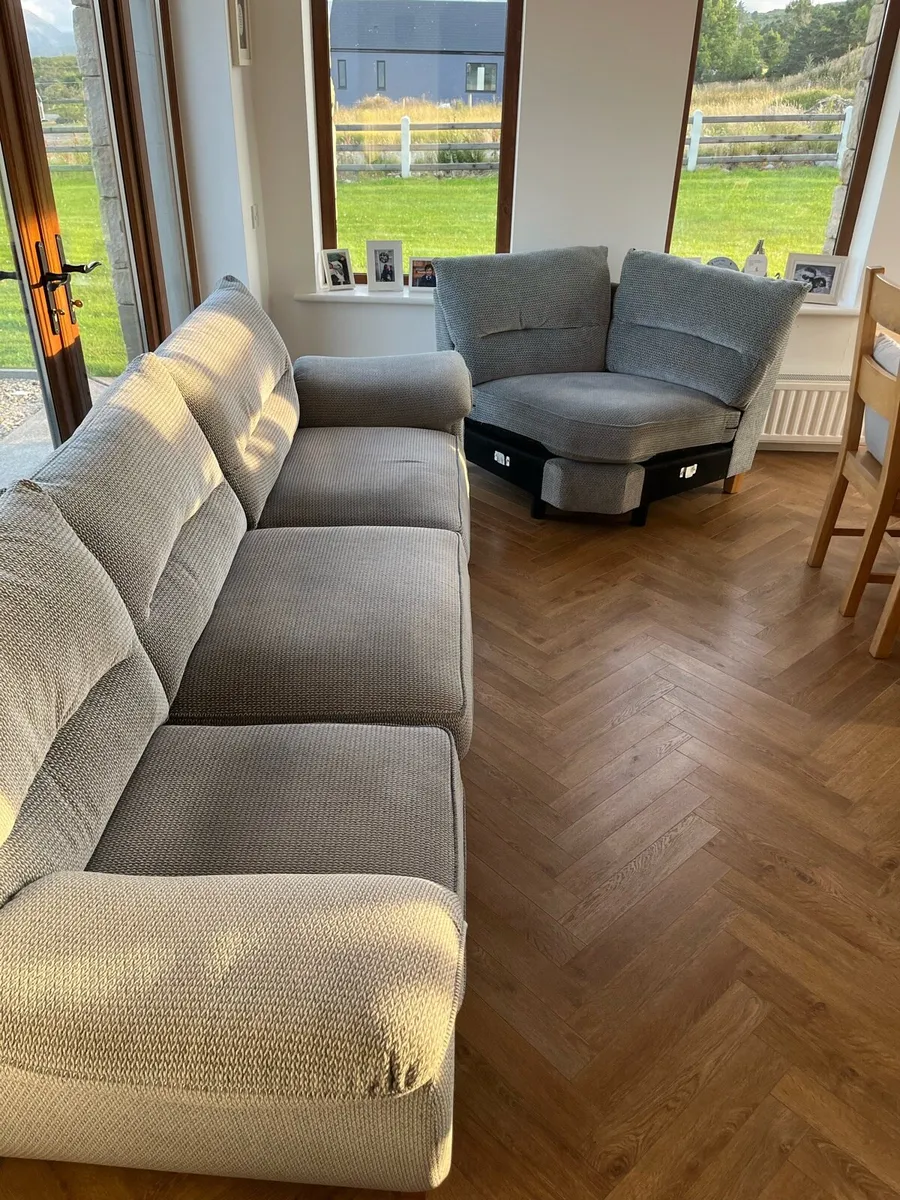 5 Seater - Image 2