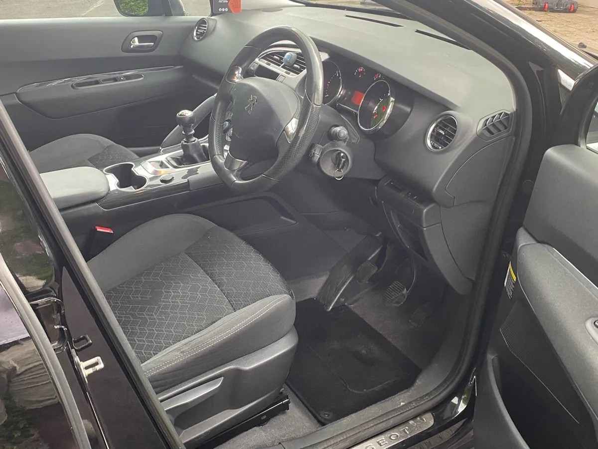 Peugeot 3008 dsl **low Tax** - Image 2