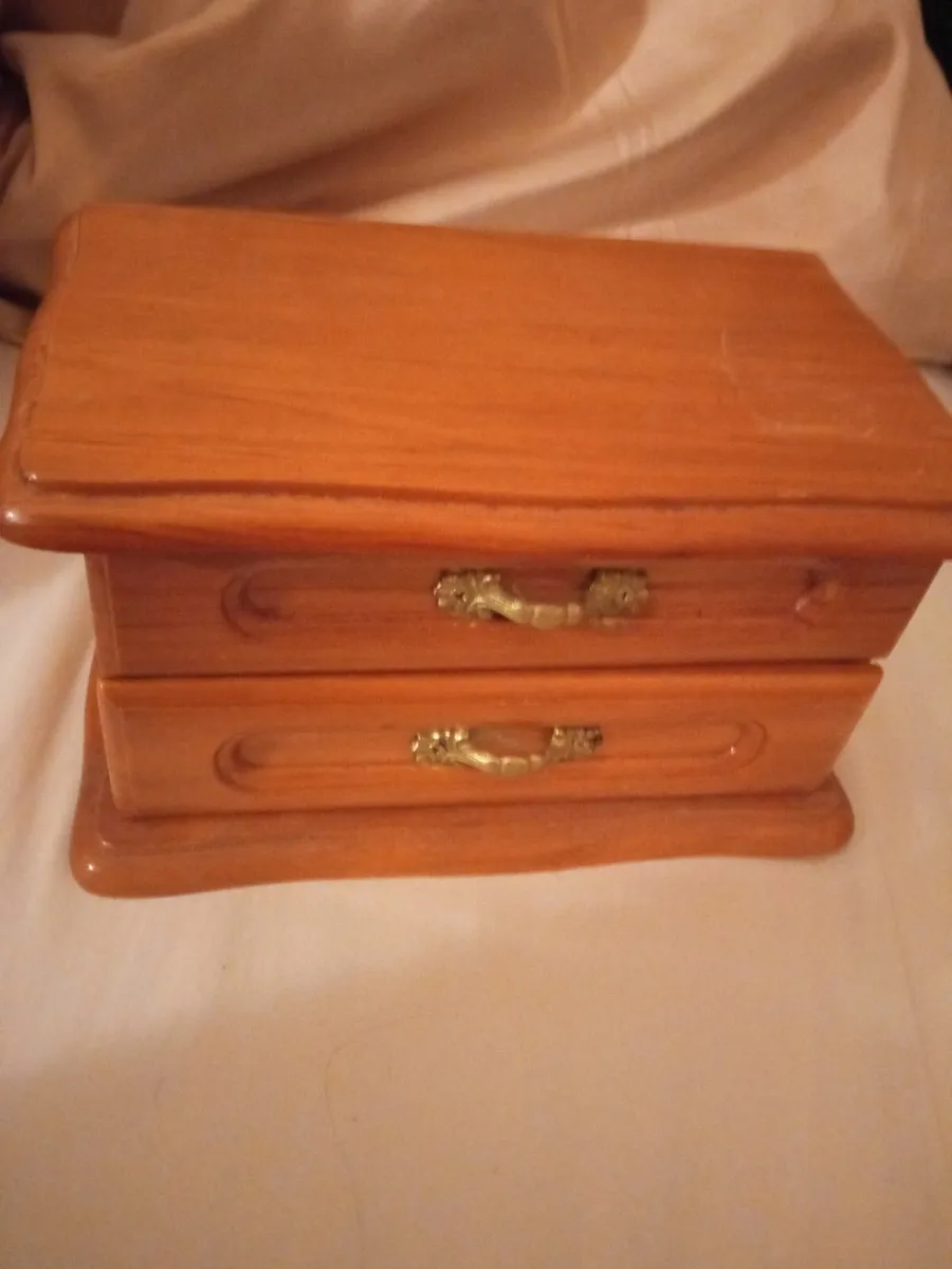 Jewellery Box - Image 4