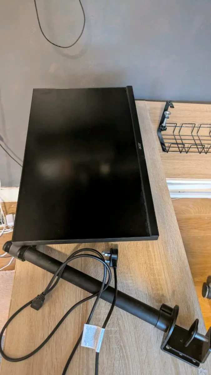 Monitor with Double Monitor arm