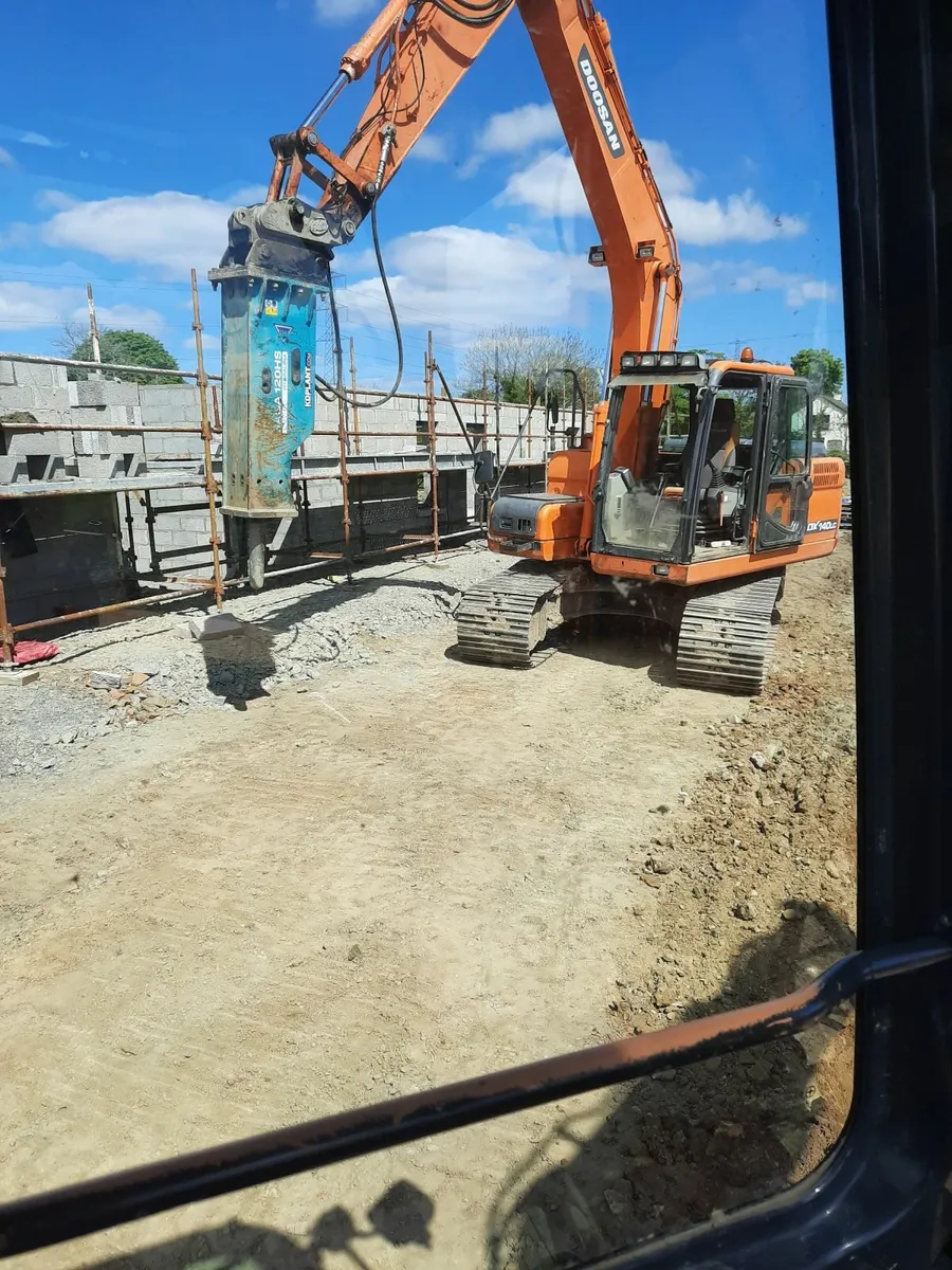 Digger and Dumper Hire - Image 1