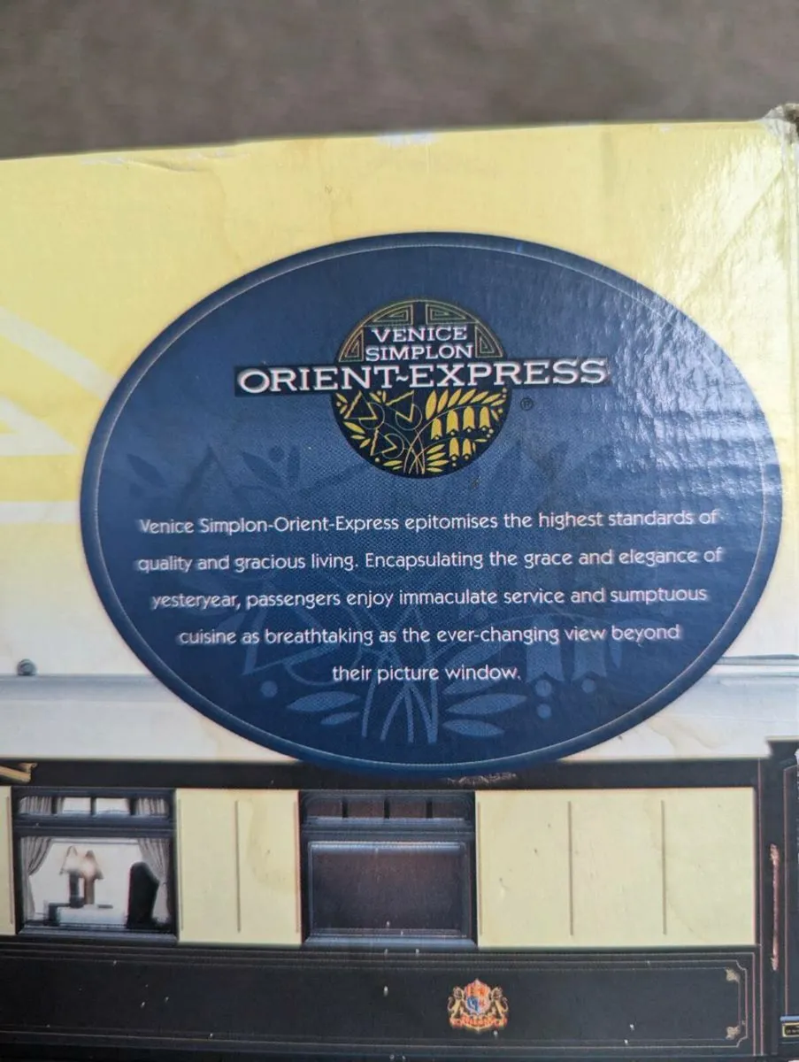 Hornby Orient Express Boxed Set - Image 3