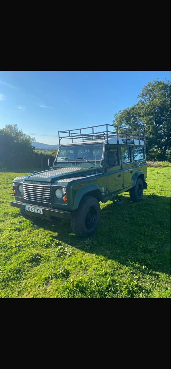 Land Rover Defender  110