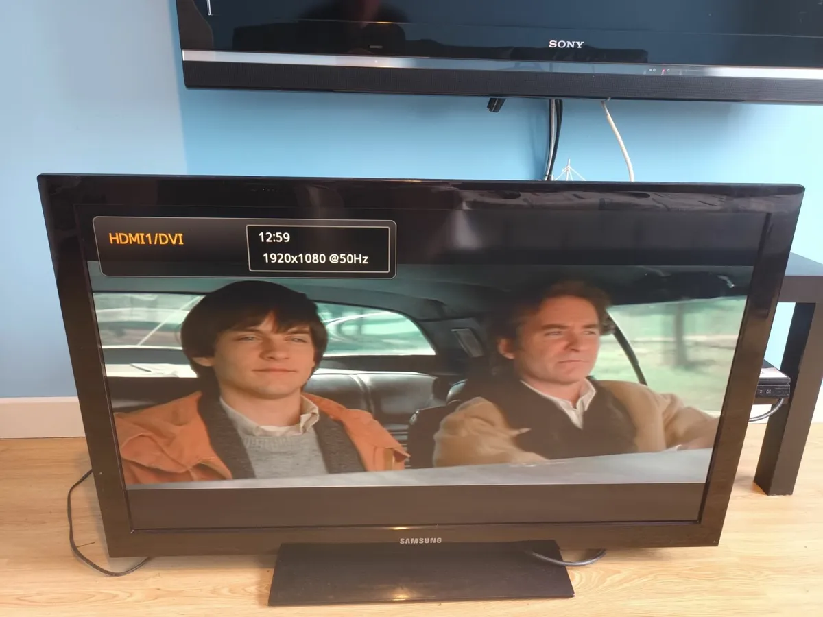 Samsung 40 inch TV - Image 2