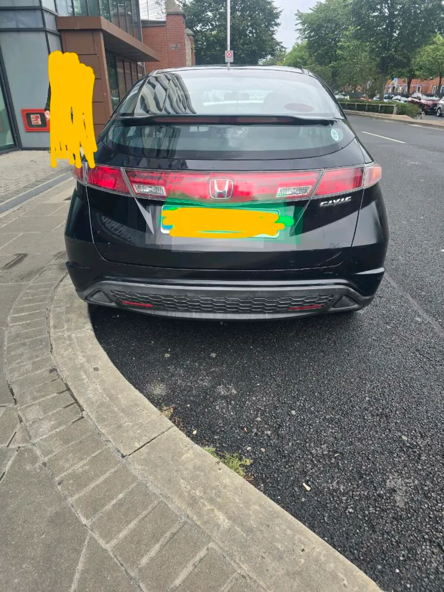 Car - Image 3