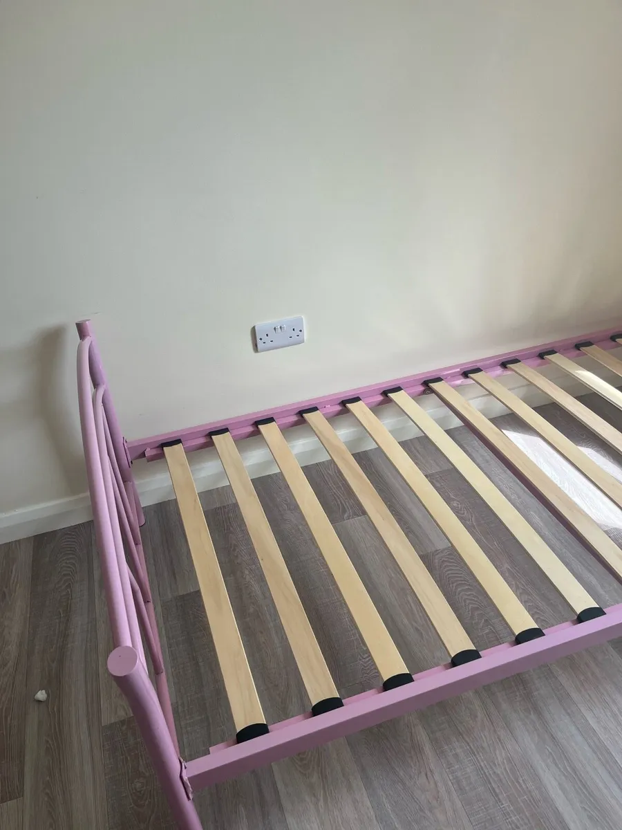 Single bed base - Image 1
