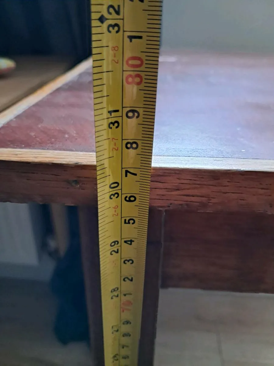 Small desk/table - Image 4