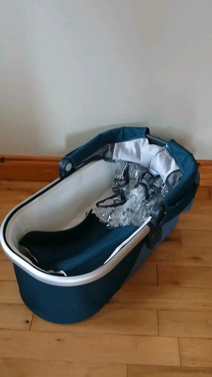 Uppababy vista travel system - Image 2