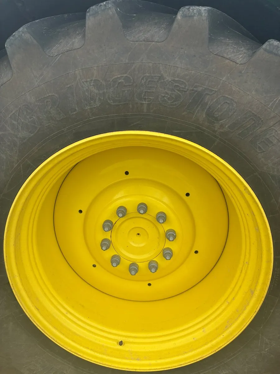 Tractor tyres - Image 1