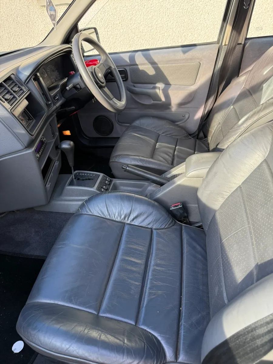 Ford Sierra ghia sapphire - Image 4