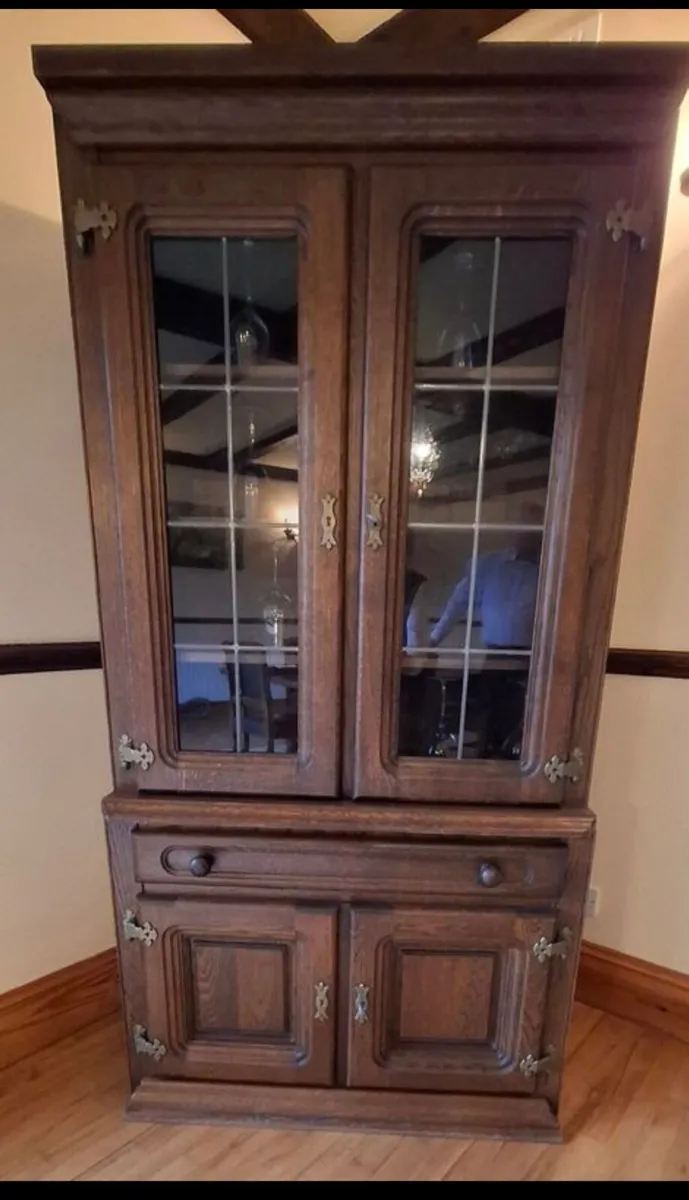 Solid Oak dresser - Image 1