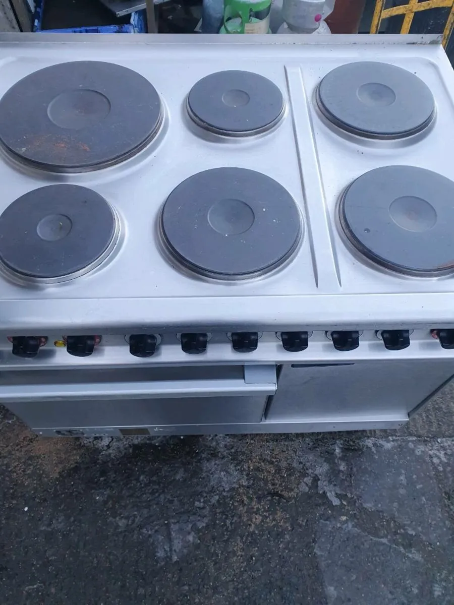 Cooker Oven Electric Commercial 6 Burner - Image 3