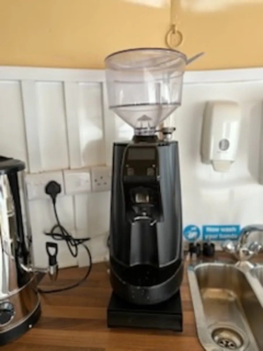 Coffee trailer - Image 4