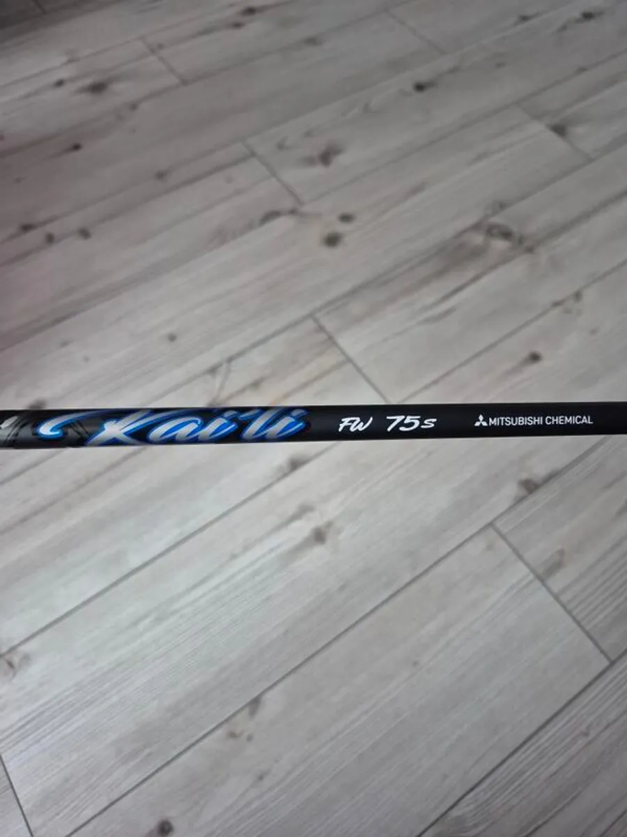 Taylormade Qi35 Tour 3 wood - Image 2