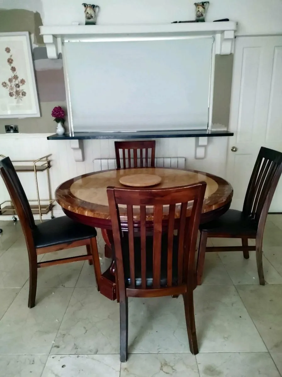 Table & Chairs - Image 1