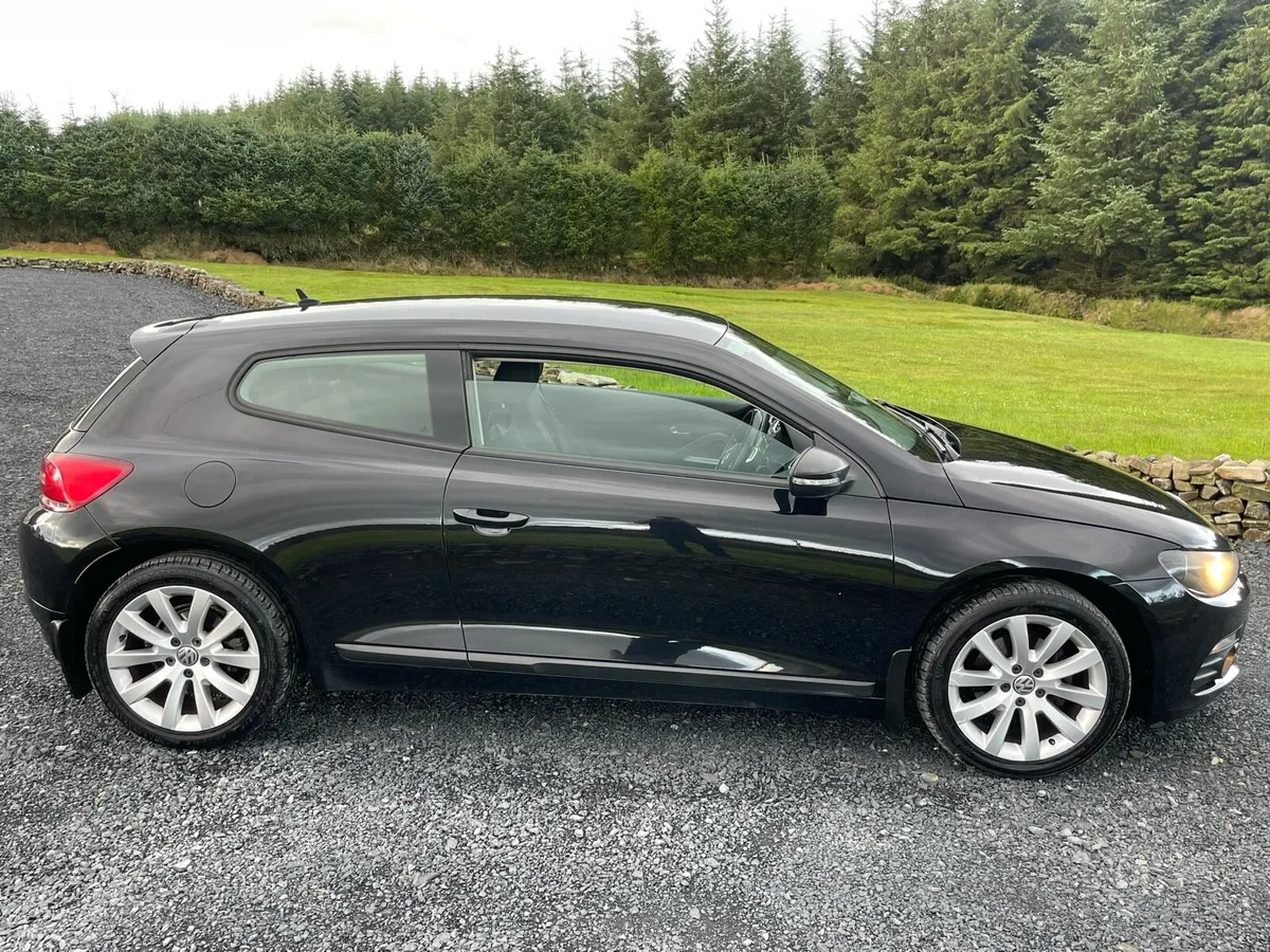 2012 Volkswagen Scirocco - Image 4