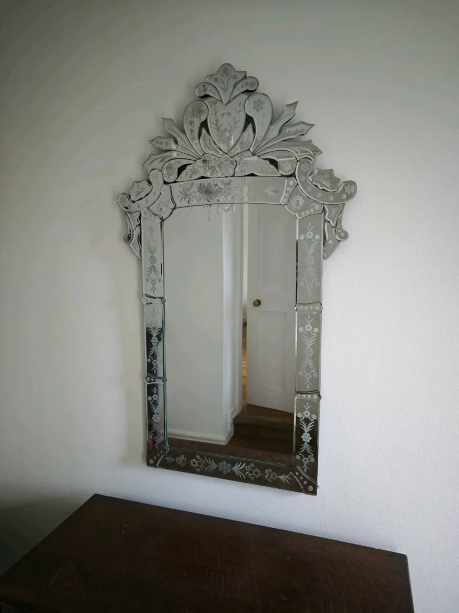 Mirror - Image 3