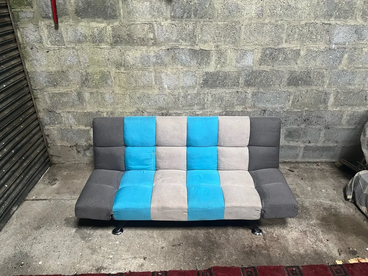 Couch bed - Image 1