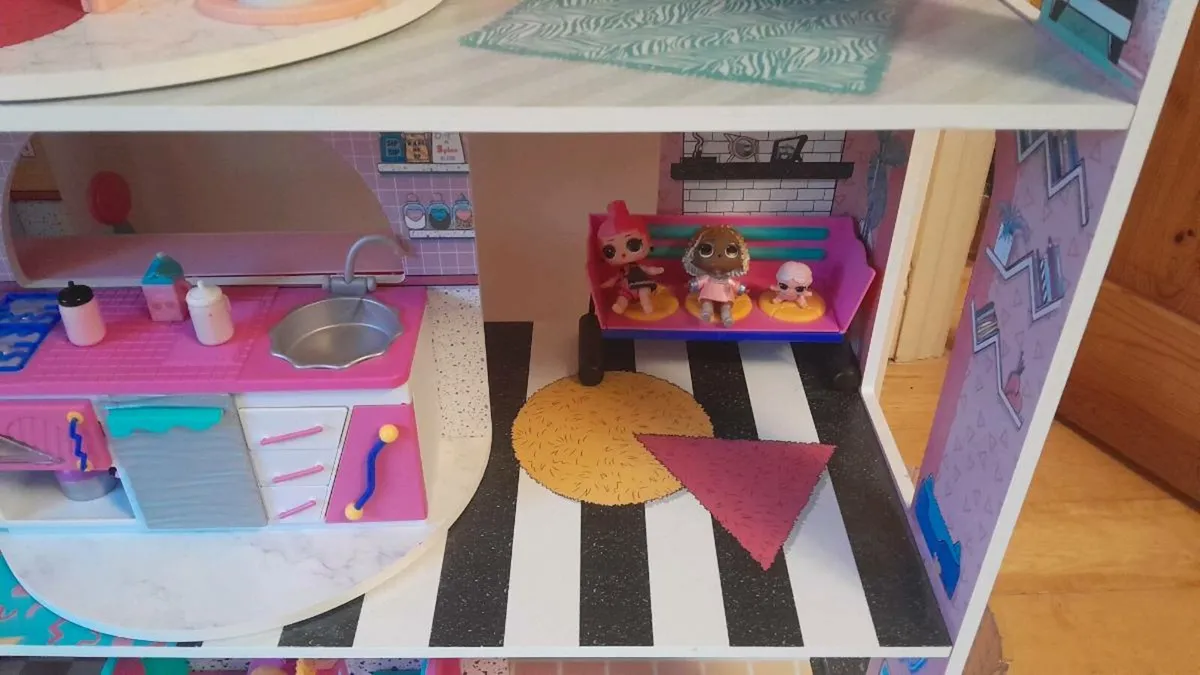 LOL Surprise Dollhouse. - Image 3