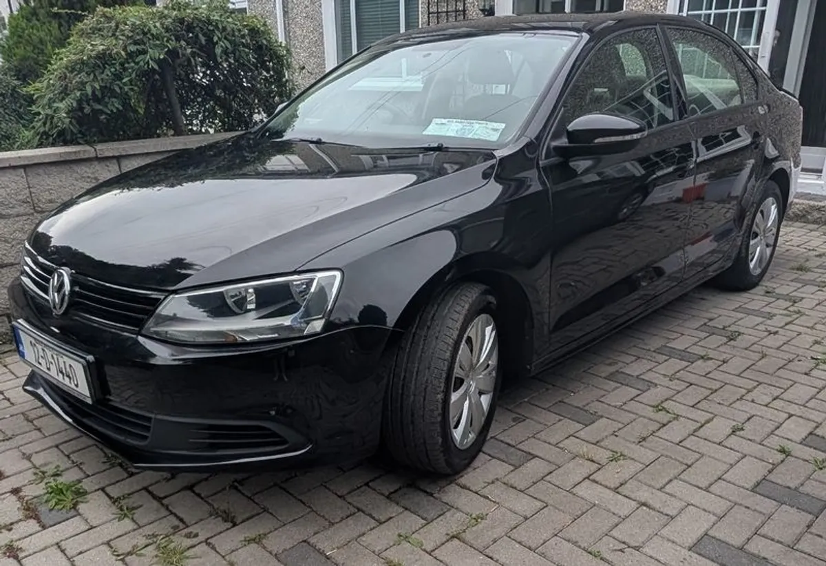 2012 Volkswagen Jetta - Image 1