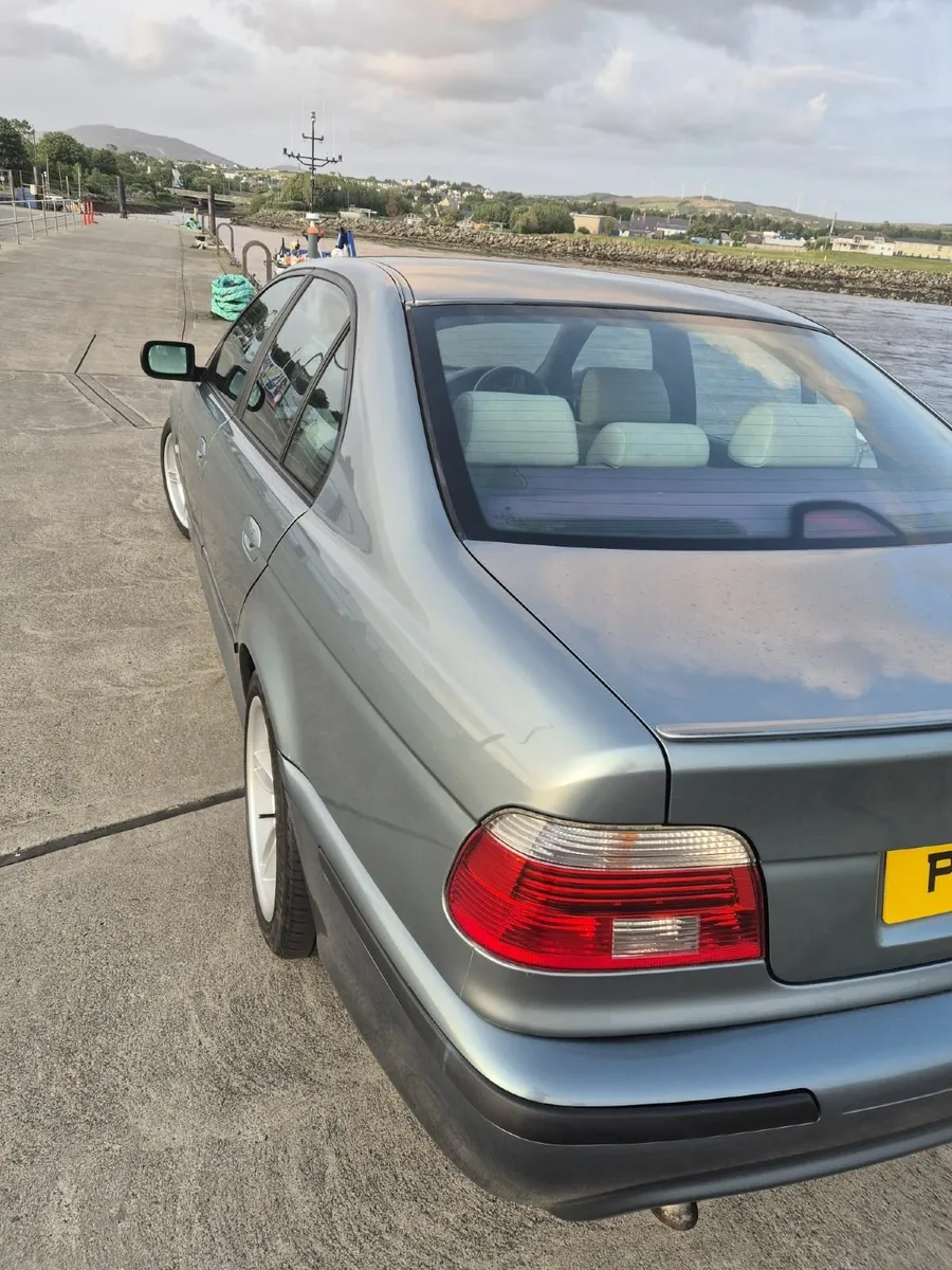 BMW 530D AUTO  DIESEL - Image 1