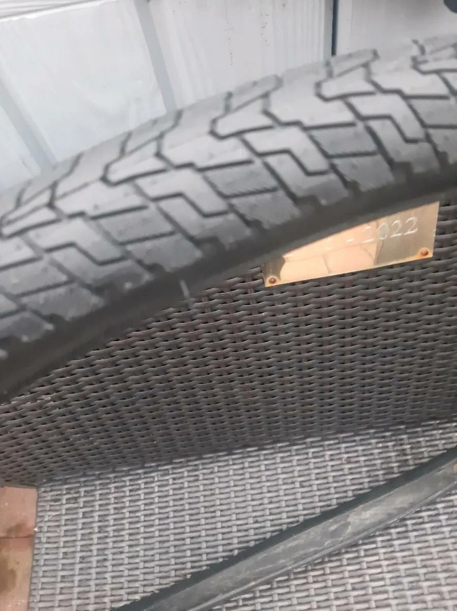 Bicycle tyre new - Image 2