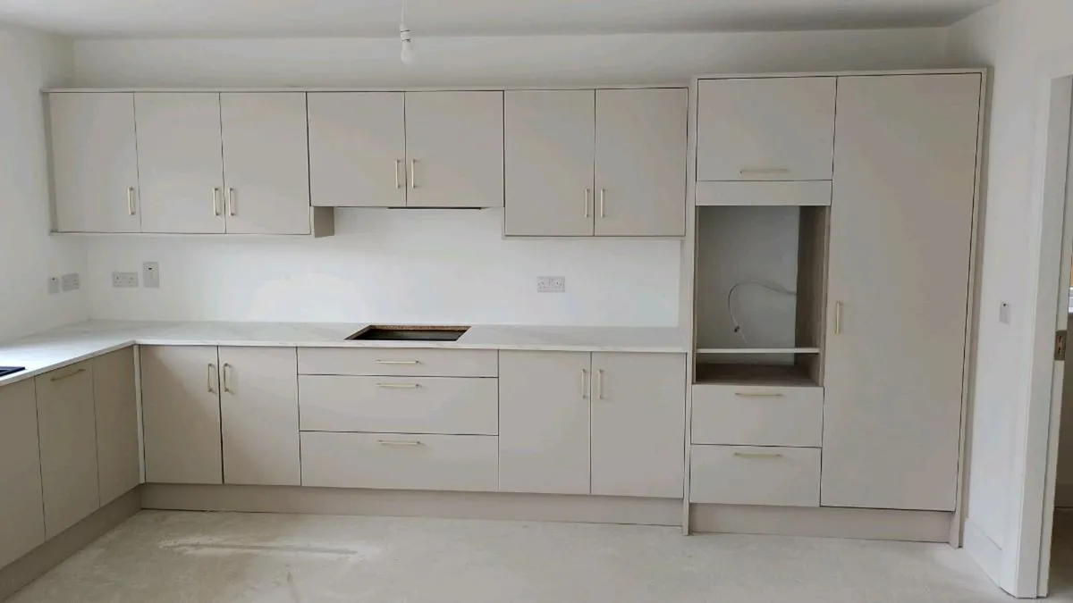 Cashmere Kitchen Cabinets, units, brand new - Image 2