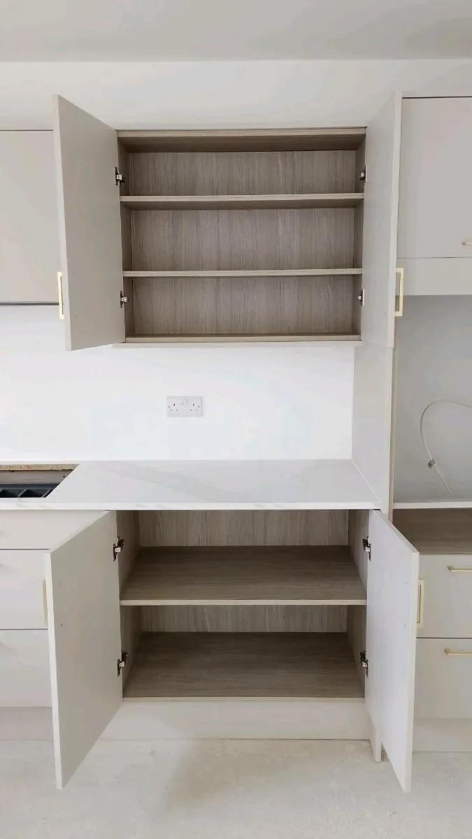 Cashmere Kitchen Cabinets, units, brand new - Image 4