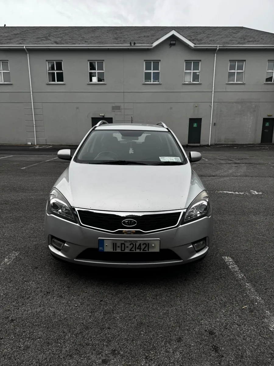 Kia Ceed 2011 - Image 1