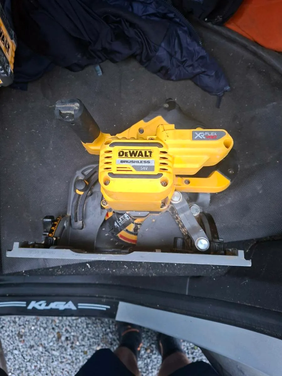 Dewalt 54v track saw - Image 1